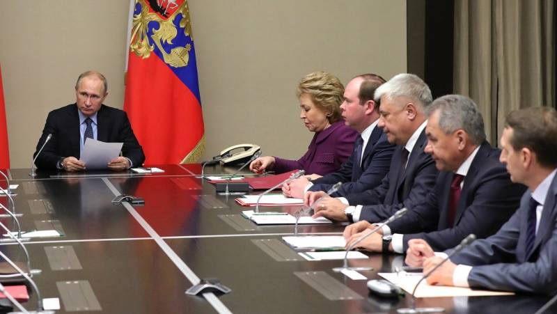 Wladimir Putin gëtt eng ëmfaassend Äntwert op d ' Aggression vun den USA an der NATO