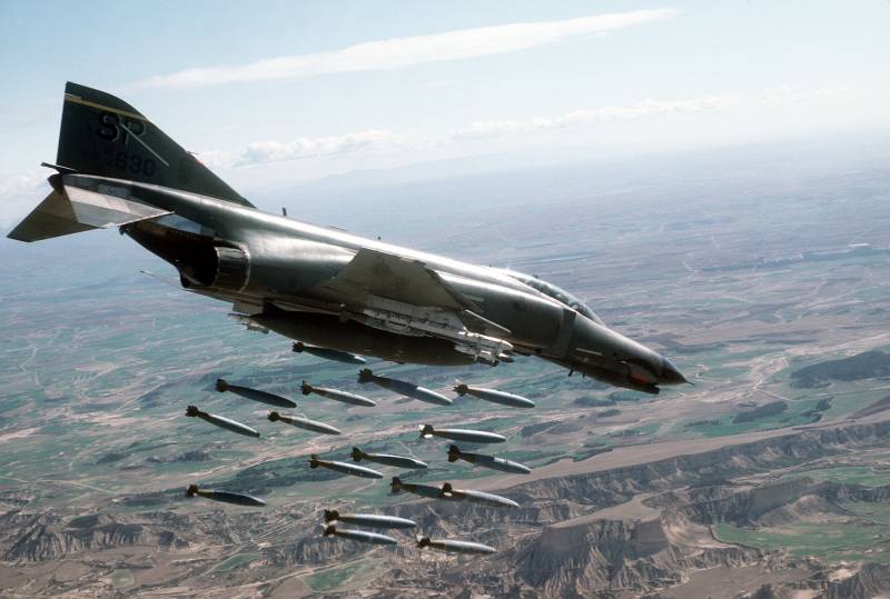 Firwat Spitfire — ass net wichteg fir Kämpfer. Eis Deeg