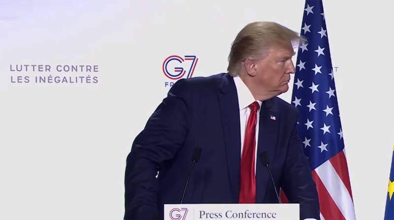 Trump friert de Prozess vun der Zouweisung vu Mëttelen d ' Hëllef vun der Ukrain