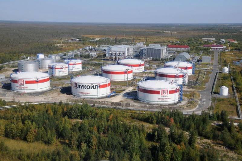 How long will Russia have enough oil in the event of a major war?