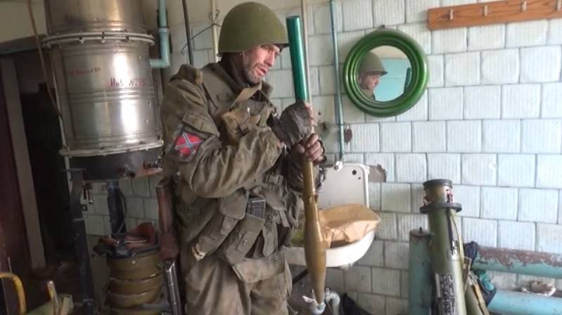 Новороссия отта, бірақ дипломаттарға көрінеді бітім