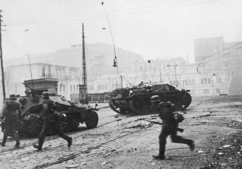Харьков шайқасы. Мәжбүрлі тапсыру Харьков 1941 жылы қазан айында