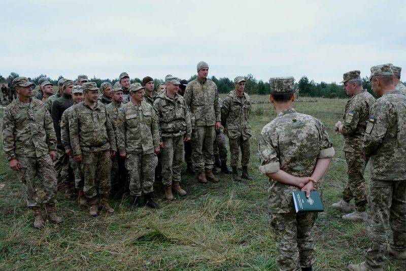 Ukrainische резервистам erlaubt die Speicherung persönlicher Kleidung und Ausrüstung zu Hause