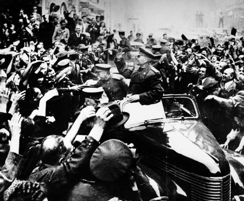 War with history. In Prague intend to move the monument to Marshal Konev