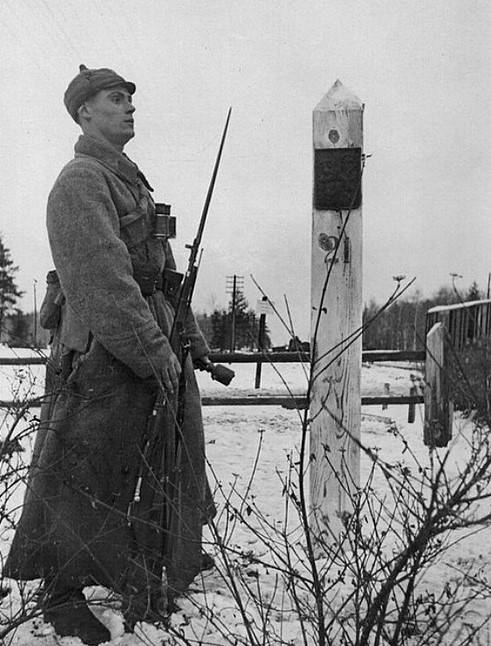 Intelligence. Information about German army in 1938 and 1940