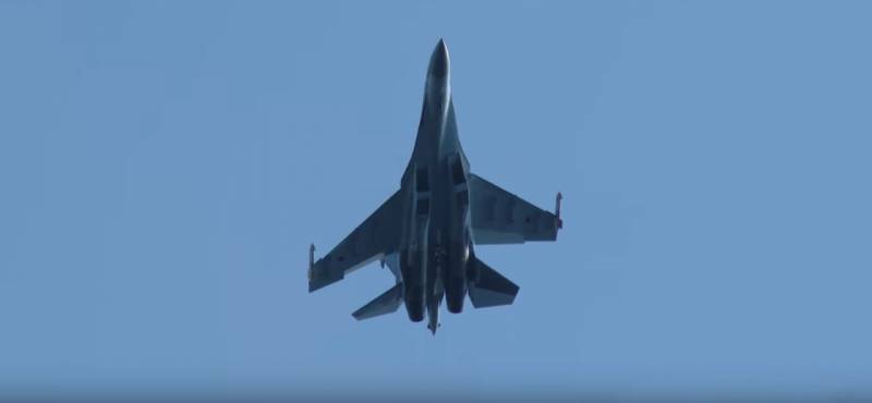 Russian su-34 and su-35 dominate the skies of Syria
