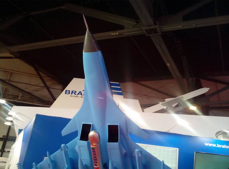 In the Indian air force is interested in equipping the su-30MKI with the latest electronic warfare systems