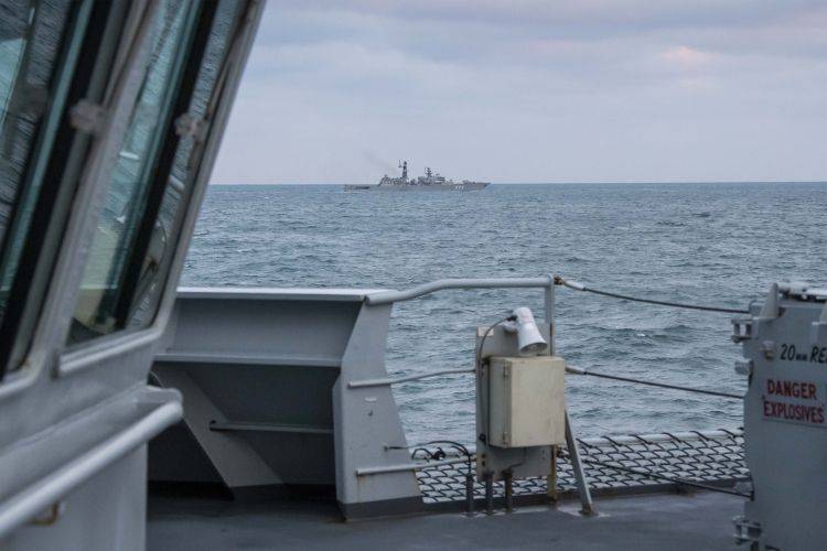 The British HMS Mersey reported on the monitoring and maintenance of ships of the Russian Navy