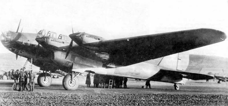 Kampfflugzeuge. PE-8, nicht der «fliegenden Festung»