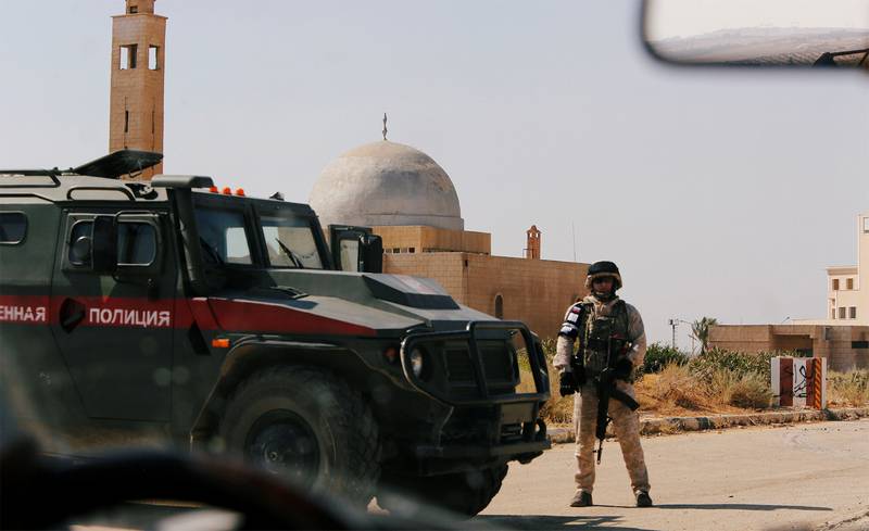 In Syria intensified militants with two bombs on Russian patrol