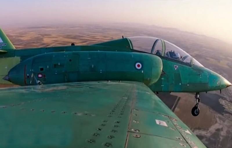 Irán mostró un nuevo avión de Yasin