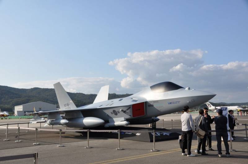 Un projet de chasseur KF-X: mise en page est, le prototype est construit