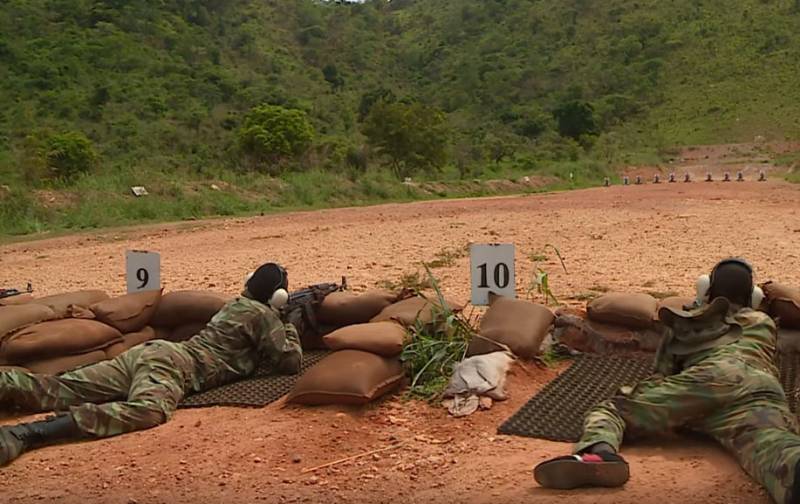 Les experts ont commenté l'initiative de la république CENTRAFRICAINE, de placement de la base militaire de la fédération de RUSSIE