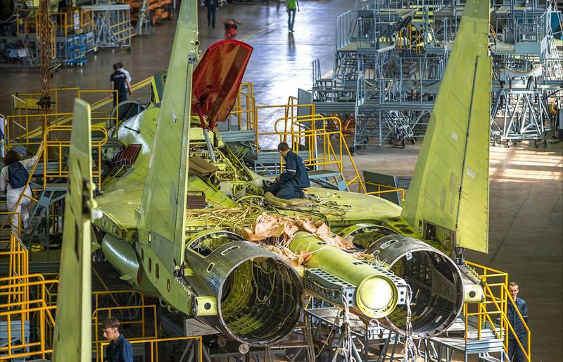 In der Defense erzählten über die Pläne für die Lieferung von Kampfjets su-35S und su-57