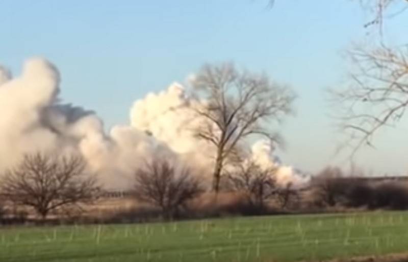 Dans les dépôts militaires de GAP sous le Балаклеей encore grondent les explosions