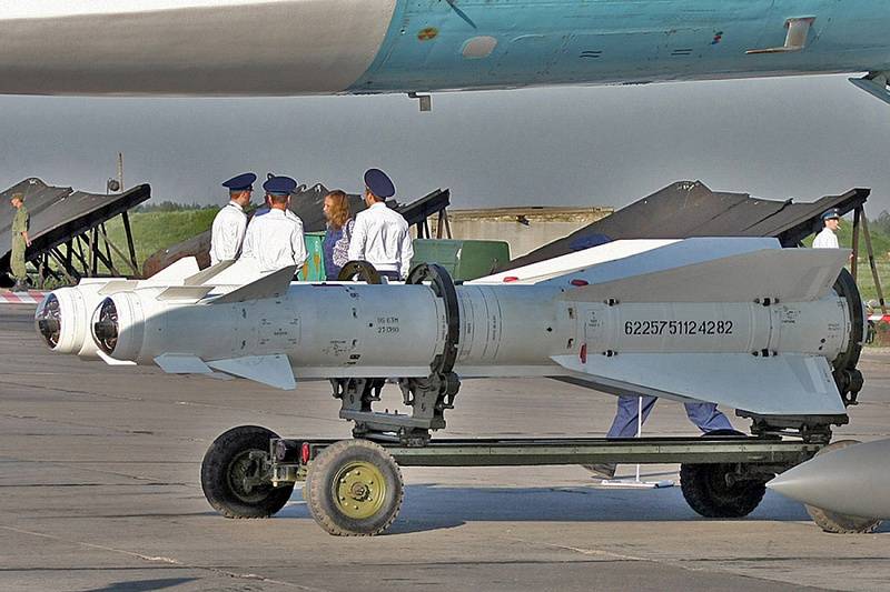 The defense Ministry will punish two technicians 31 million for the accidental missile launch