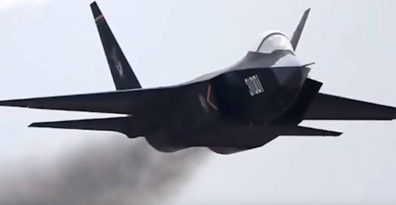 En Chine: le Chasseur J-31 version 2.0 est sensiblement supérieur au Su-57 малозаметности
