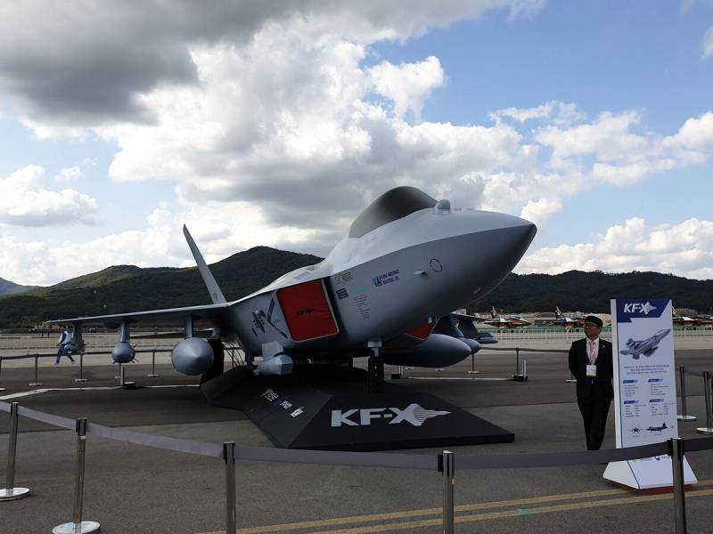 Знішчальнік KF-X, або Як рабіць не трэба