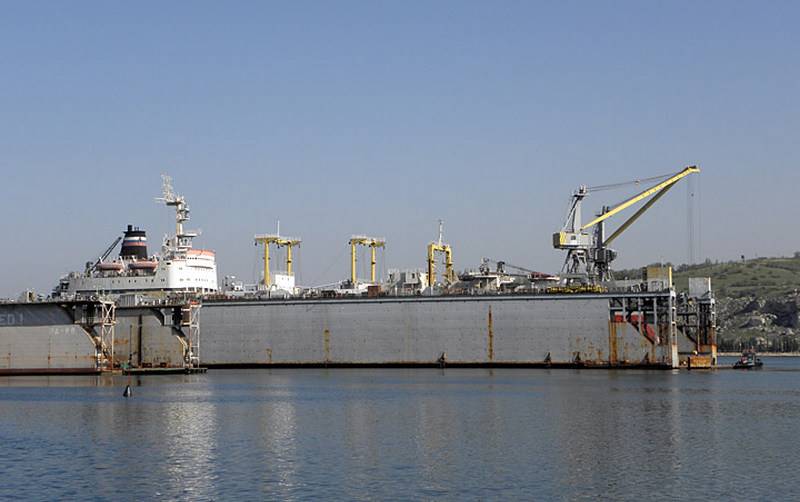 Sevastopol 13 shipyard for small and medium plavdok