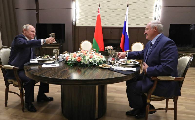 D ' russesch Welt an déi historesch Roll vum Putin
