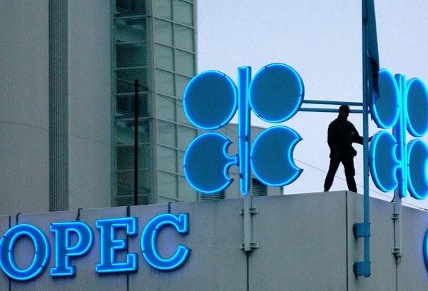 Третій плюс ОПЕК. Навіщо Росії газовий конденсат?