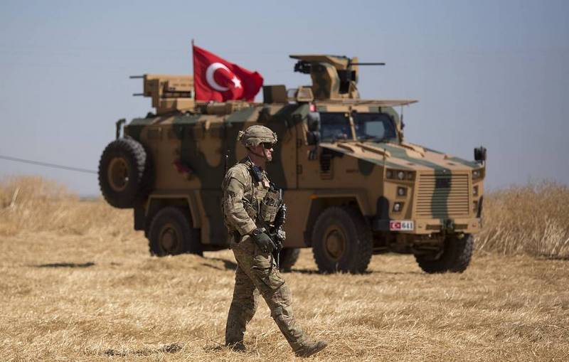 Erdogan geschéckt Spezialkräfte a Libyen a militäresch Ausrëschtung