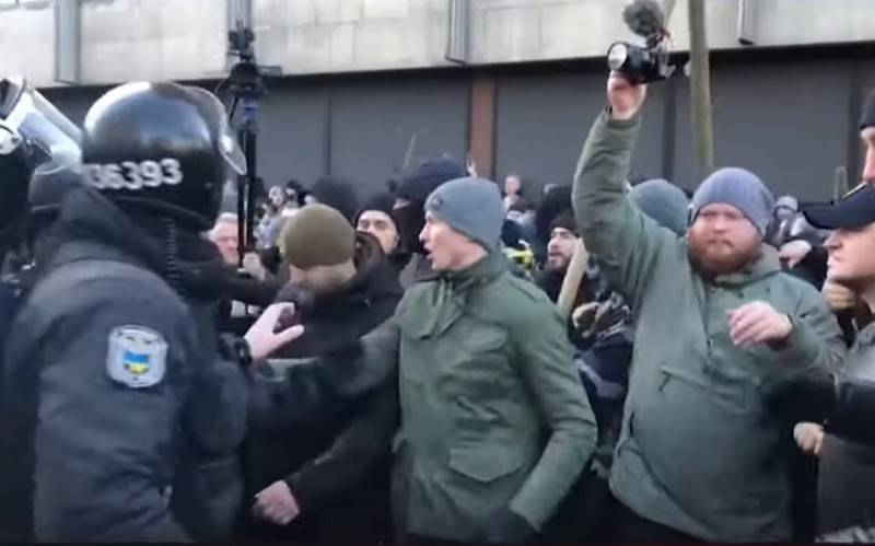 De Ukrainische general sot iwwer d ' Gefor vun engem neie Maidan