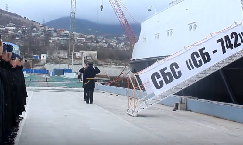 Жаңа спасательный буксир 