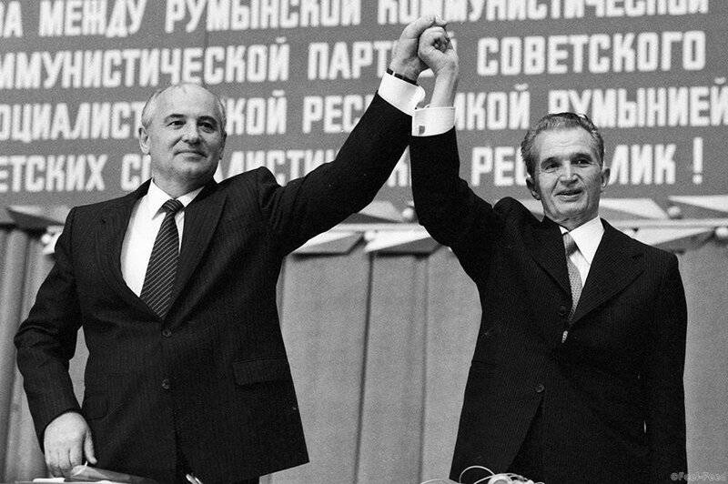 Румынская мат, або Прынесці прэзідэнта ў ахвяру