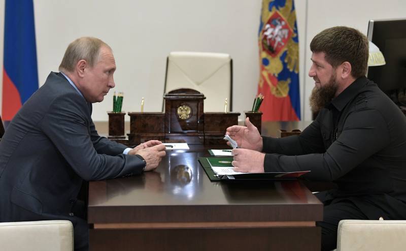 Veinte años en el cargo. Vladimir putin, felicitó a Рамзан kadírov