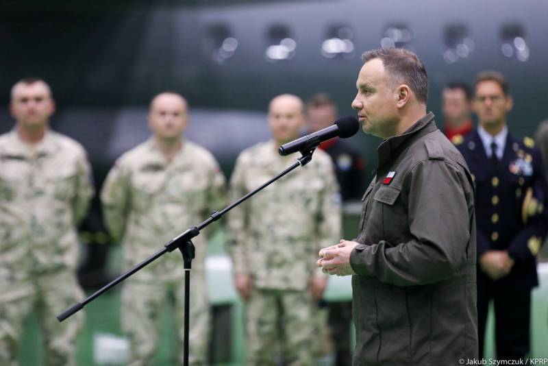Президент Польщі не поїде в Ізраїль на форум пам'яті про голокост «з-за Путіна»