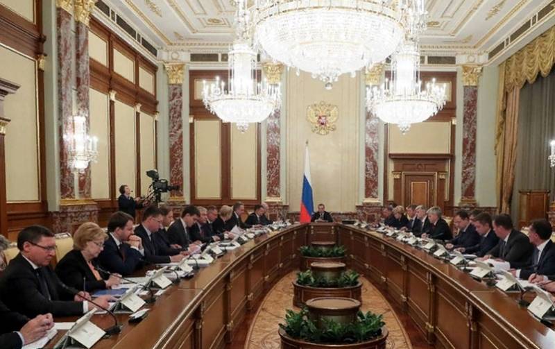 Any of the current composition of the Cabinet should engage in the new government: poll