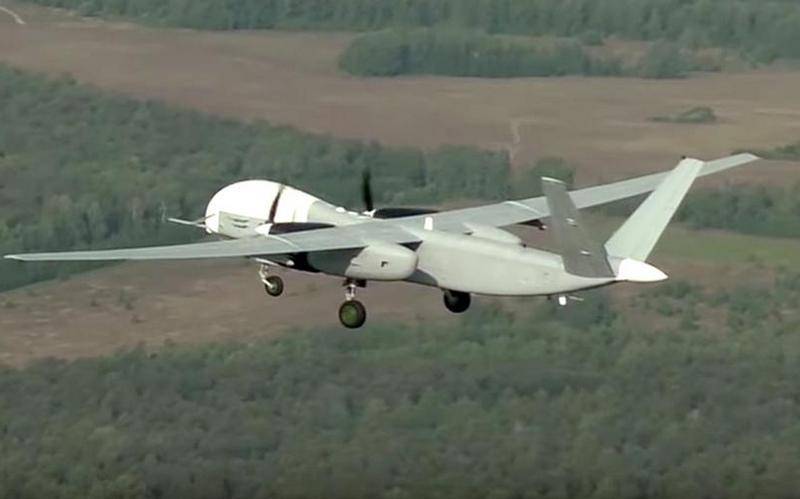 УЗГА hält d ' Iwwerpréifung vun der versuchsprobe UAV 