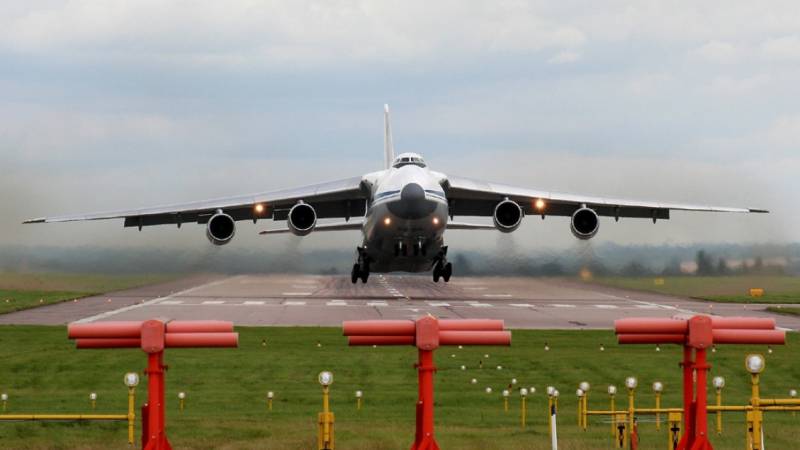 Ұшақ Ан-124 