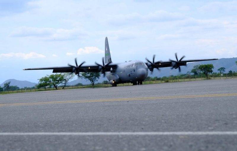 США перекидають американських військових в сусідню з Венесуелою Колумбію