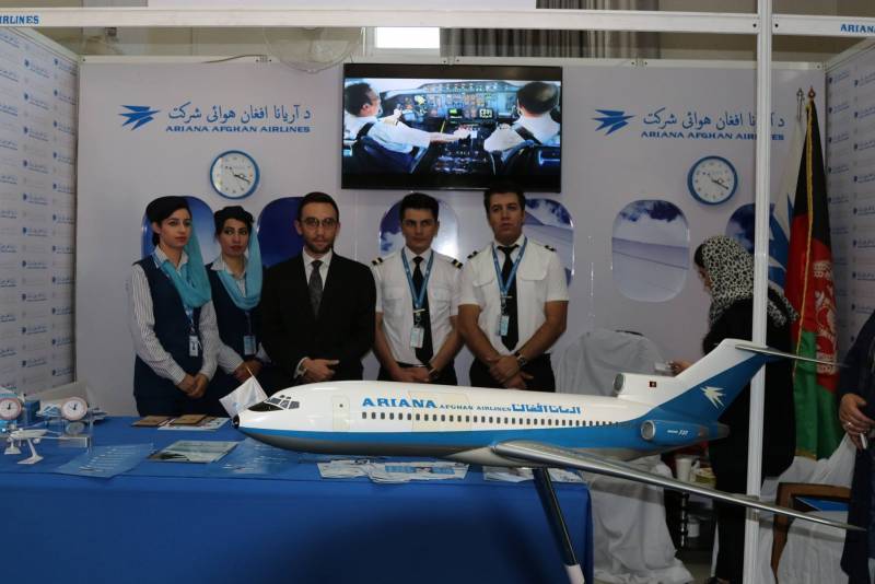 Afghanische Medien erklärten den Ofstuerz vun engem Fliger, an flightradar24 verzielt iwwer den erfollegräiche Ofschloss vum Fluch