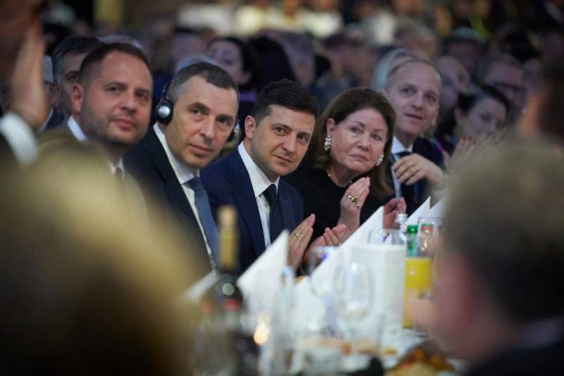 النخبة البولندية شجعه الكلمات Zelensky خطأ من الاتحاد السوفياتي في اندلاع العالمية الثانية