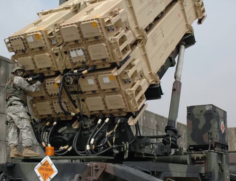 Kommer att omfatta huruvida den AMERIKANSKA armén av sina anläggningar i Irak, Patriot-system?