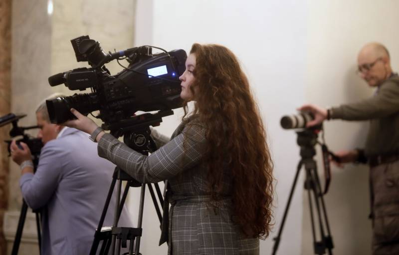 Egenutvecklade ord: justitieministeriet i Ryssland föreslår sanktioner för media
