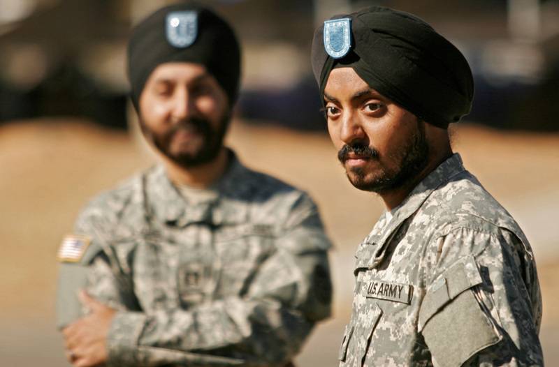 Military personnel of the U.S. air force was allowed to wear turbans and hijabs