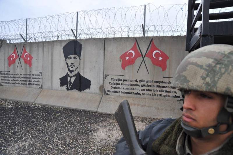 Den turkiska armén stödde attacken av militanter i Idlib