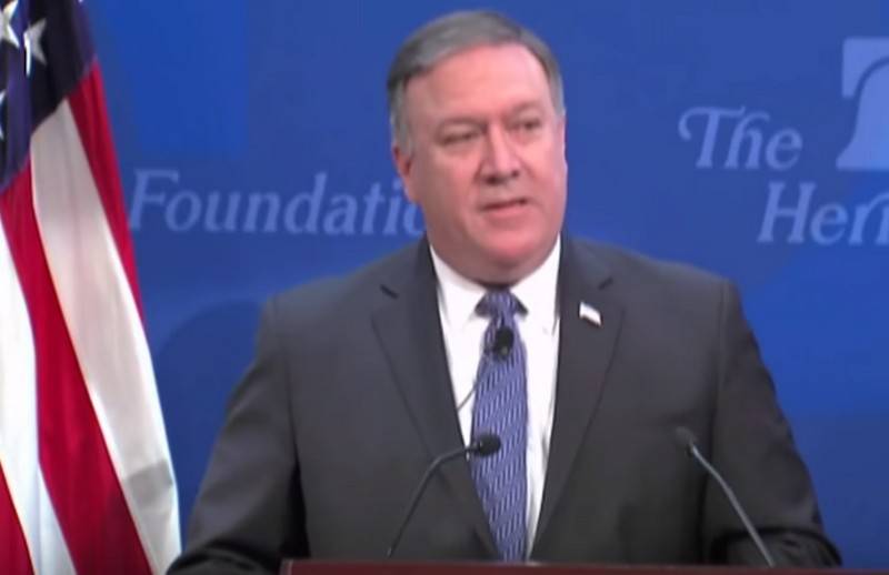 Pompeo beschuldigte Moskau, Teheran an Trinidad an der Vereitelung der Waffenruhe a Syrien