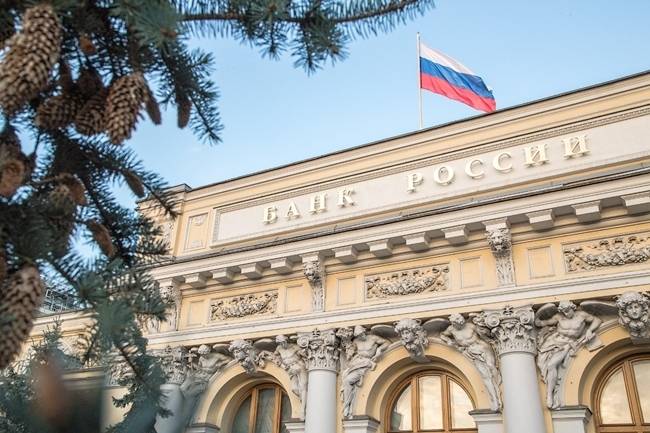 Le rouble appelé perdu la dépendance au pétrole, et il est tombé derrière un baril de