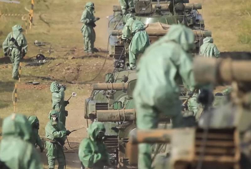 A wann Coronavirus dréngt an d ' Arméi: Reflektioune virun dem hannergrond vun enger Pandemie