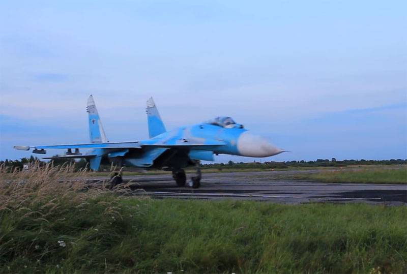 The search continues for the pilot of the fallen in the Black sea su-27