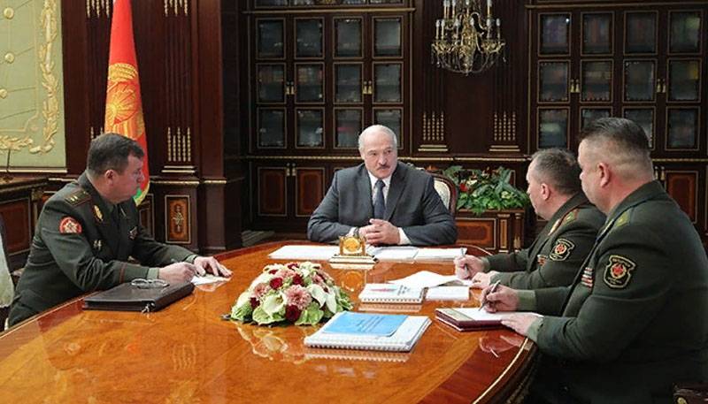 Minsk rechnet op Hëllef vum FLORIN an Héicht vun 900 Milliounen US-Dollar virun dem hannergrond vu globale Erausfuerderunge an der Wirtschaft