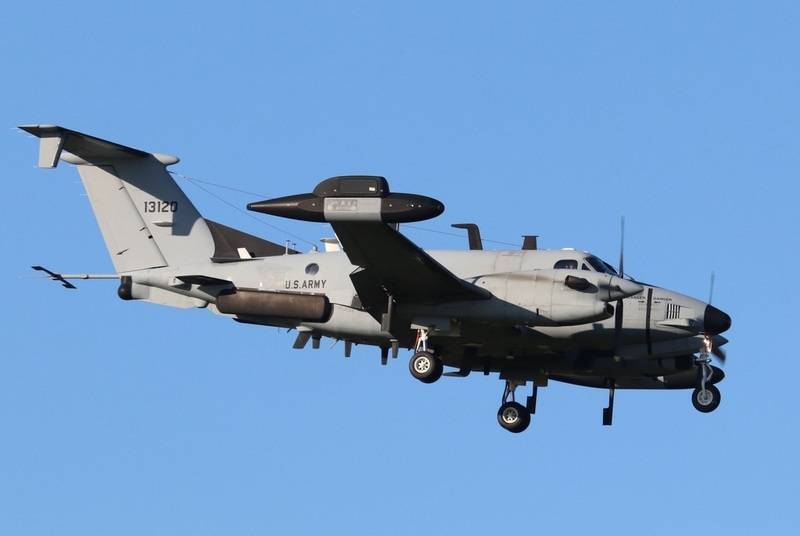 De Forenede Stater er placeret i Litauen fly, RC-12X til sporing af Kaliningrad