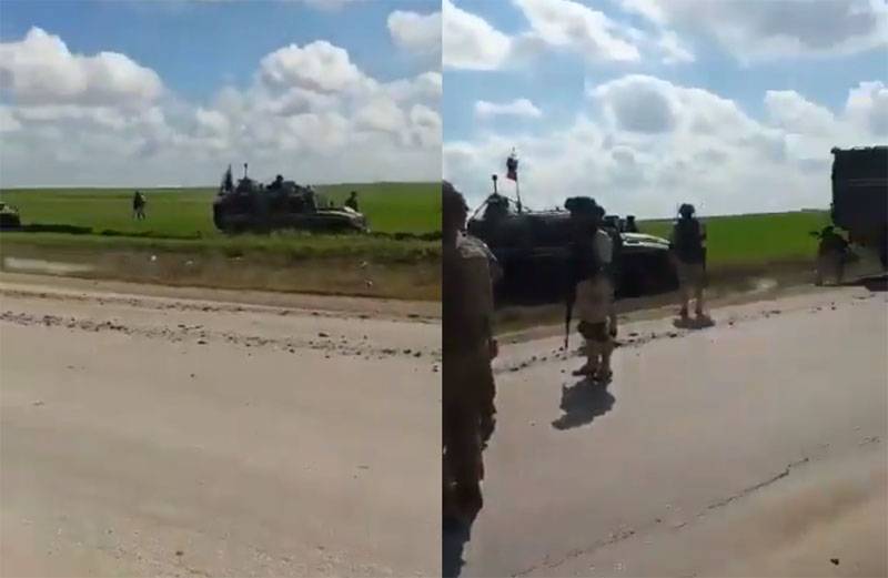 Высмеявшим d ' gestaute Schmutz an der syresche Gepanzerte Aktivitéiten vun der Arméi vun der Russescher Federatioun erinnerte op en ähnleche Fall mat US-MRAP