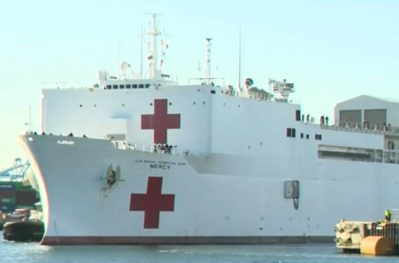 Aux états-UNIS le train a essayé de projeter flottant de l'hôpital militaire