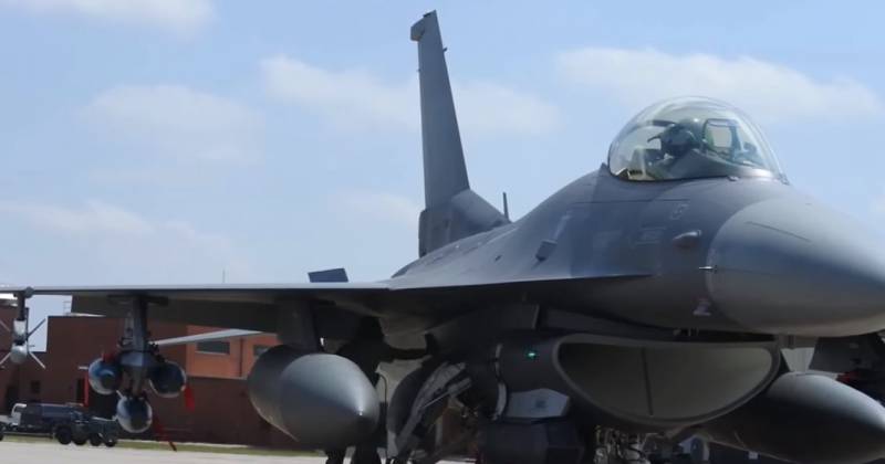У США проведуть для Болгарії 8 винищувачів F-16V, у Польщі засумнівалися в доцільності угоди